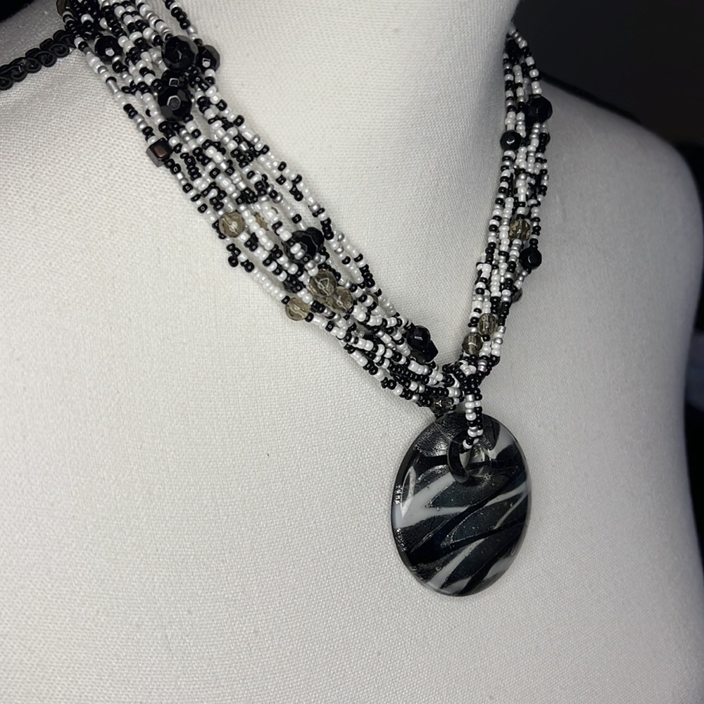 Necklace - Picture 4 of 5